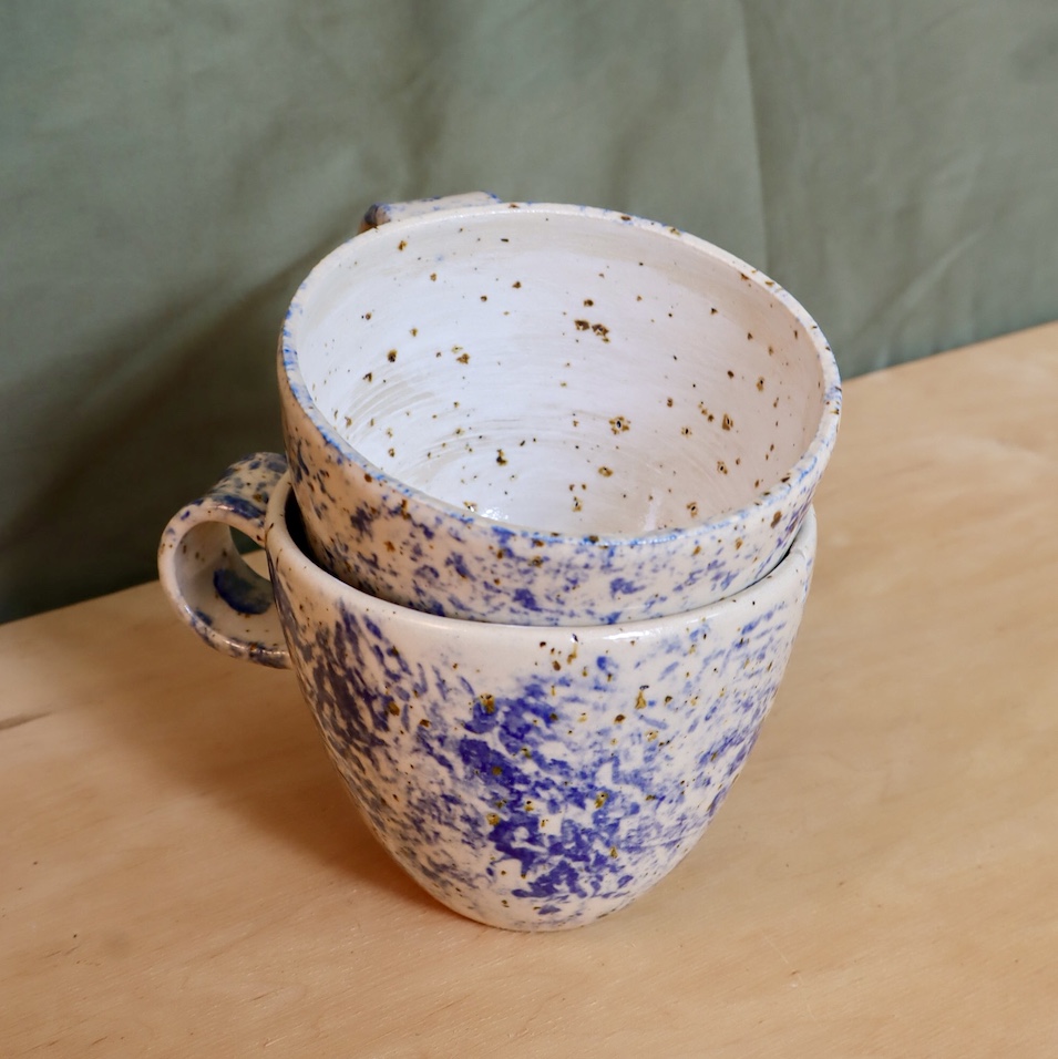 tazza in ceramica ortensia